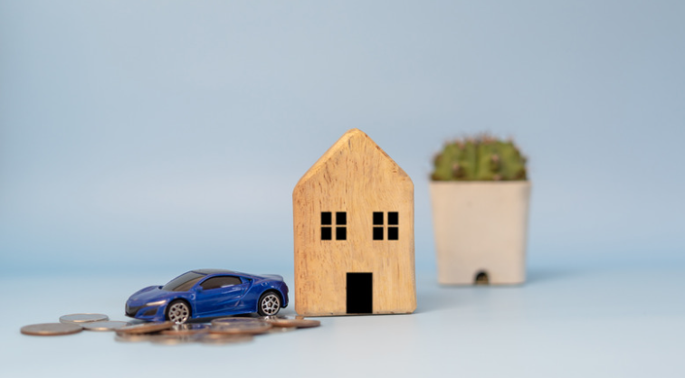 Featured image for “Can Bundling Home and Auto Insurance Really Save You Money? ”